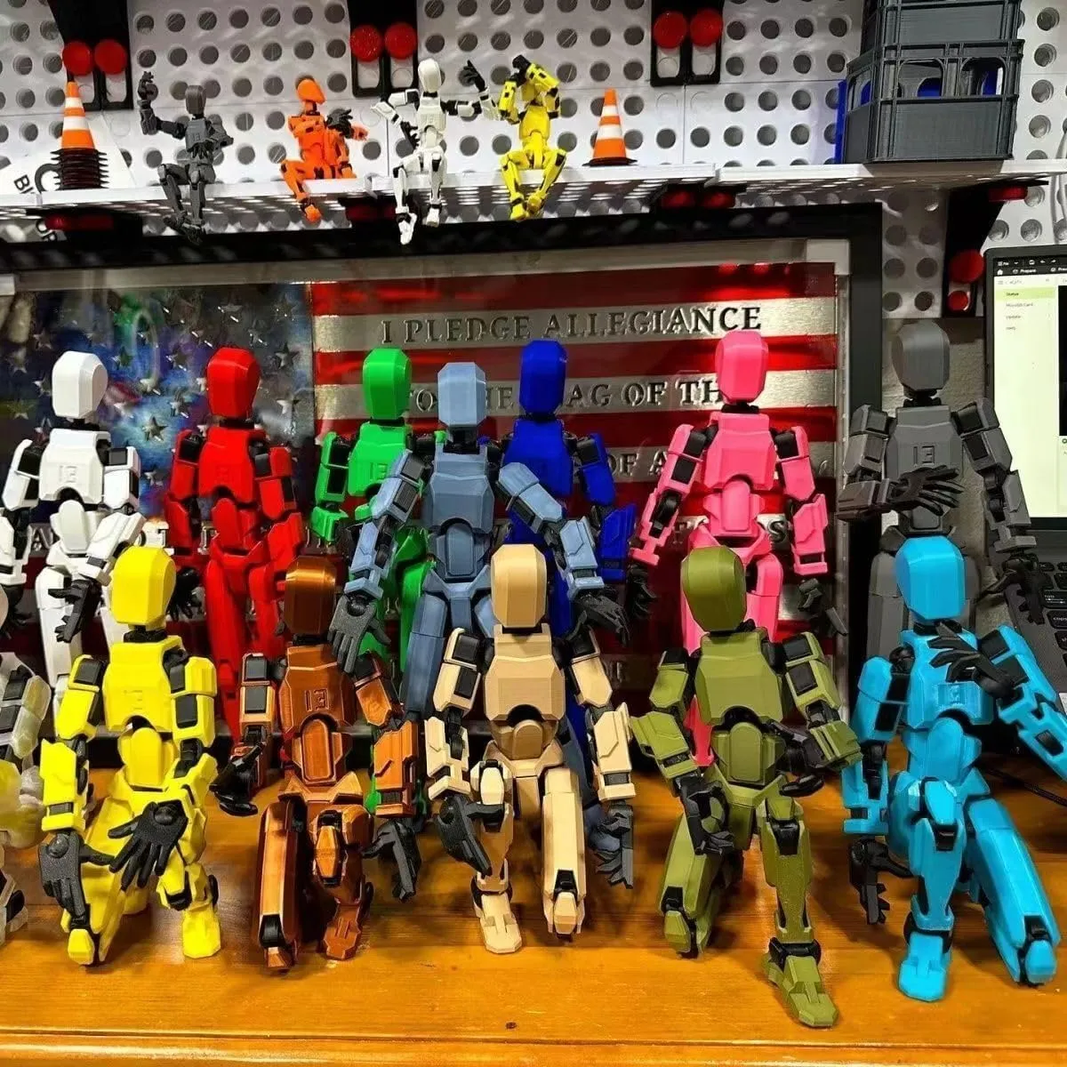 Assembly Completed- Titan 13 Action Figure, Upgrade T-Robot 13 Action Figures, New Dummy Robot 13 , 3D Printed Multi Action Figure Set,Creative Gifts for Children Adults (5pcs(Assembly Completed))