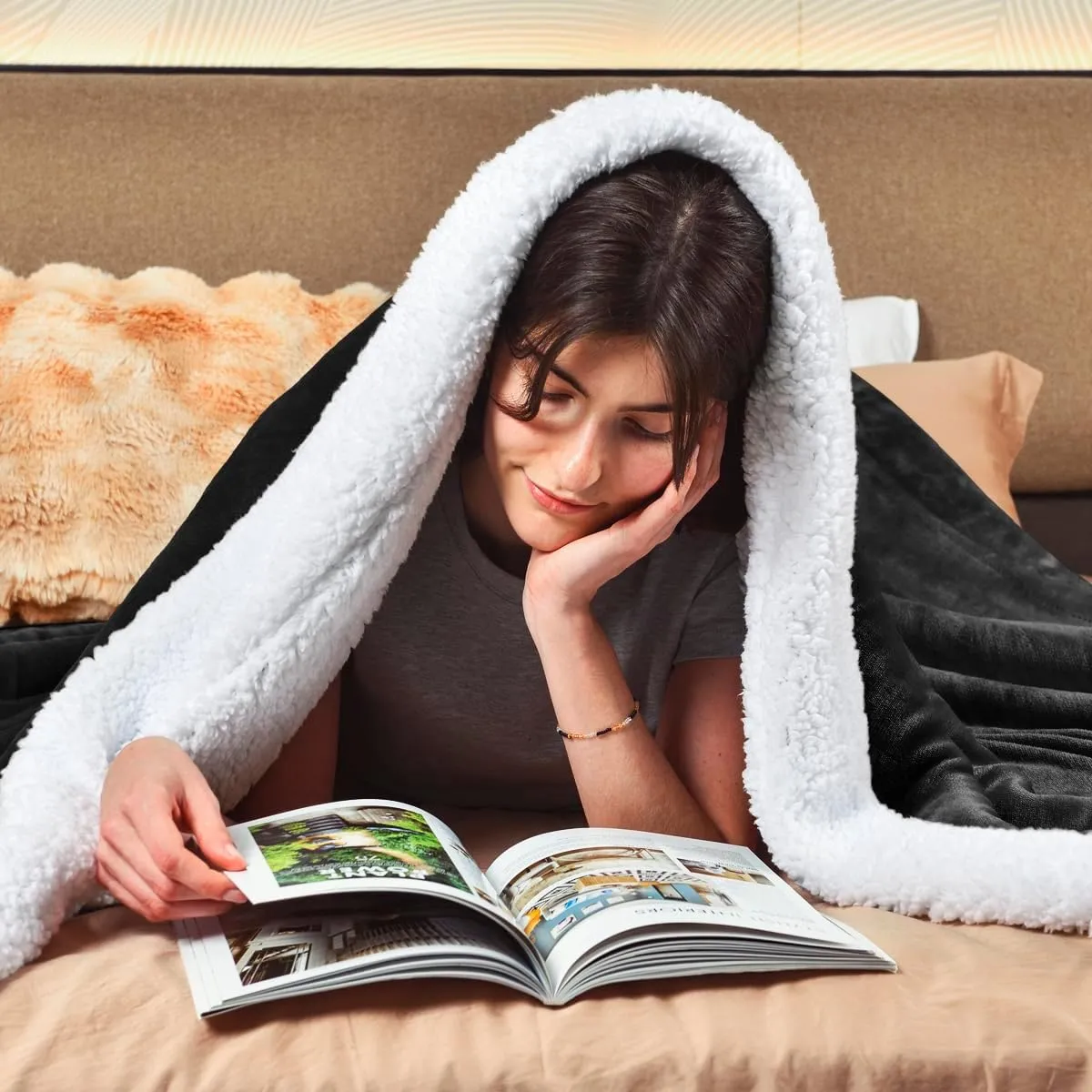 KAWAHOME Sherpa Fleece Queen Size Blanket for Bed - Extra Warm and Heavy Thick Blankets for Winter, Super Soft 500GSM Plush Blanket, 90"X 90" Dark Grey