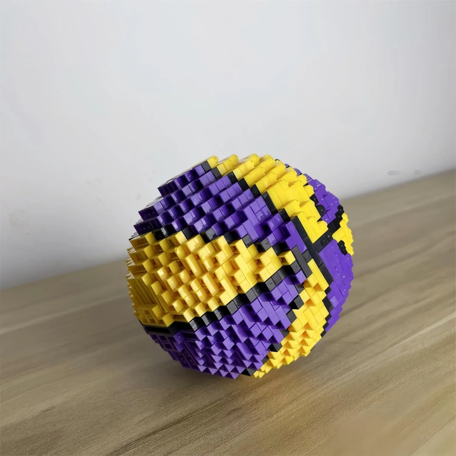 Mini Basketball Ball Building Set with 900  Micro Bricks - Ideal STEM Toys for Sports Enthusiasts' Achievements, Office & Home Decor, and Entertainment