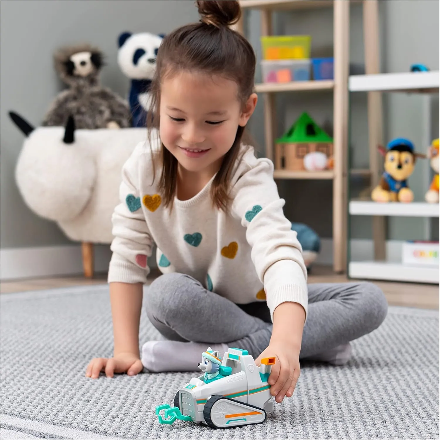 Paw Patrol, Everest’s Snow Plough Vehicle with Collectible Figure, for Kids Aged 3 and Up